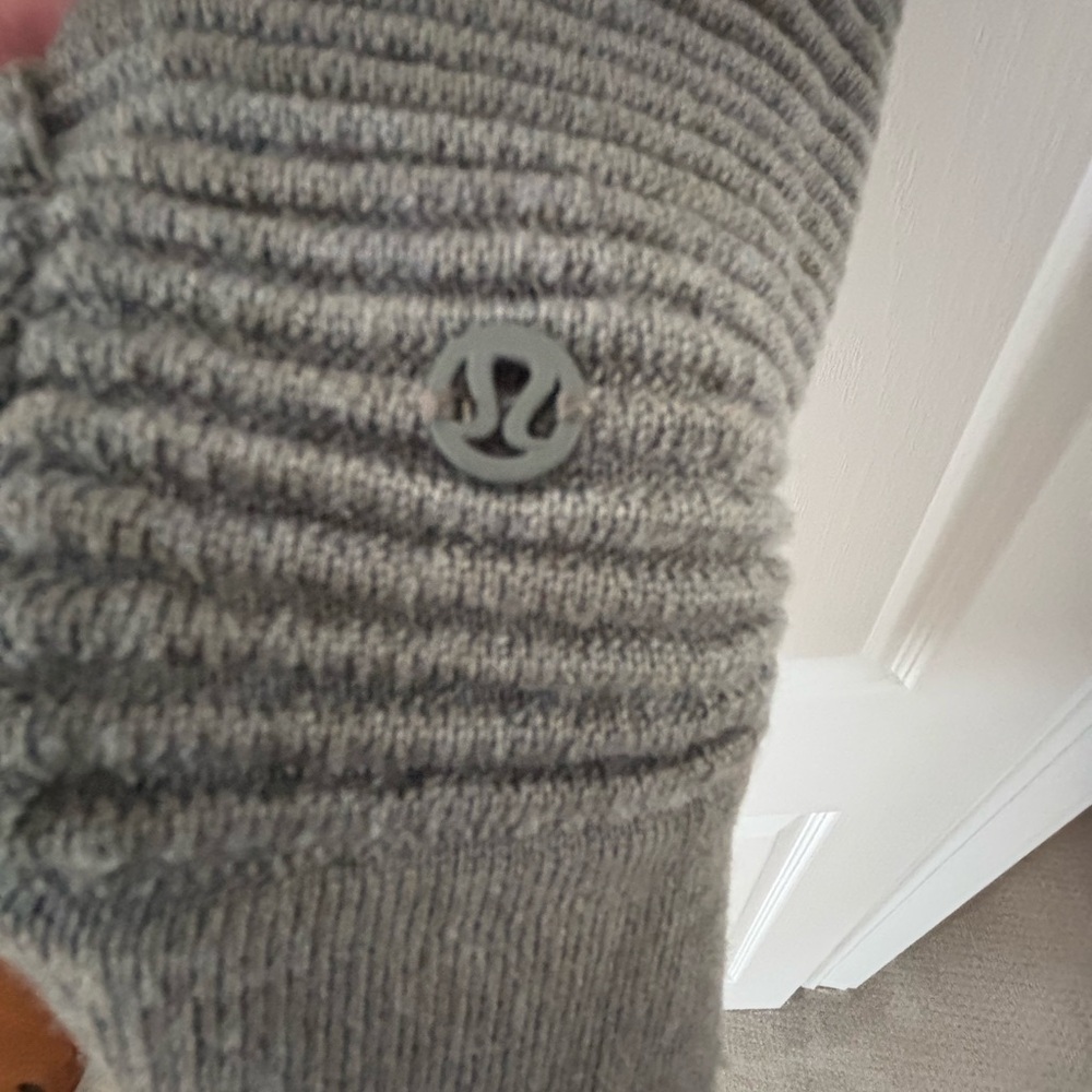 Lululemon Gray Knit Sweater
